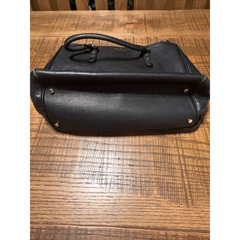 Kate Spade New York Black Leather Satchel Bag Gold Hardware‎ Shoulder Strap Chic